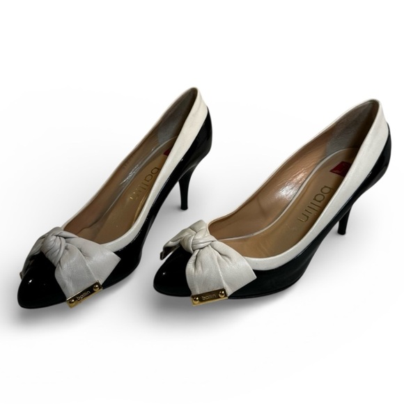 Salvatore Ferragamo Shoes - Ballin Italy Black & Cream Bow Heels – Size 35 (Approx US 5)